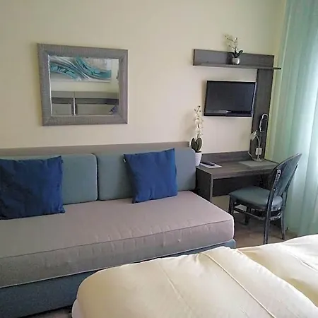 Hotel Alfa