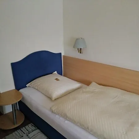 Alfa Hotel 2*